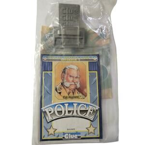 1999 Wendys Clue Police Badge Col Mustard Hasbro Sealed